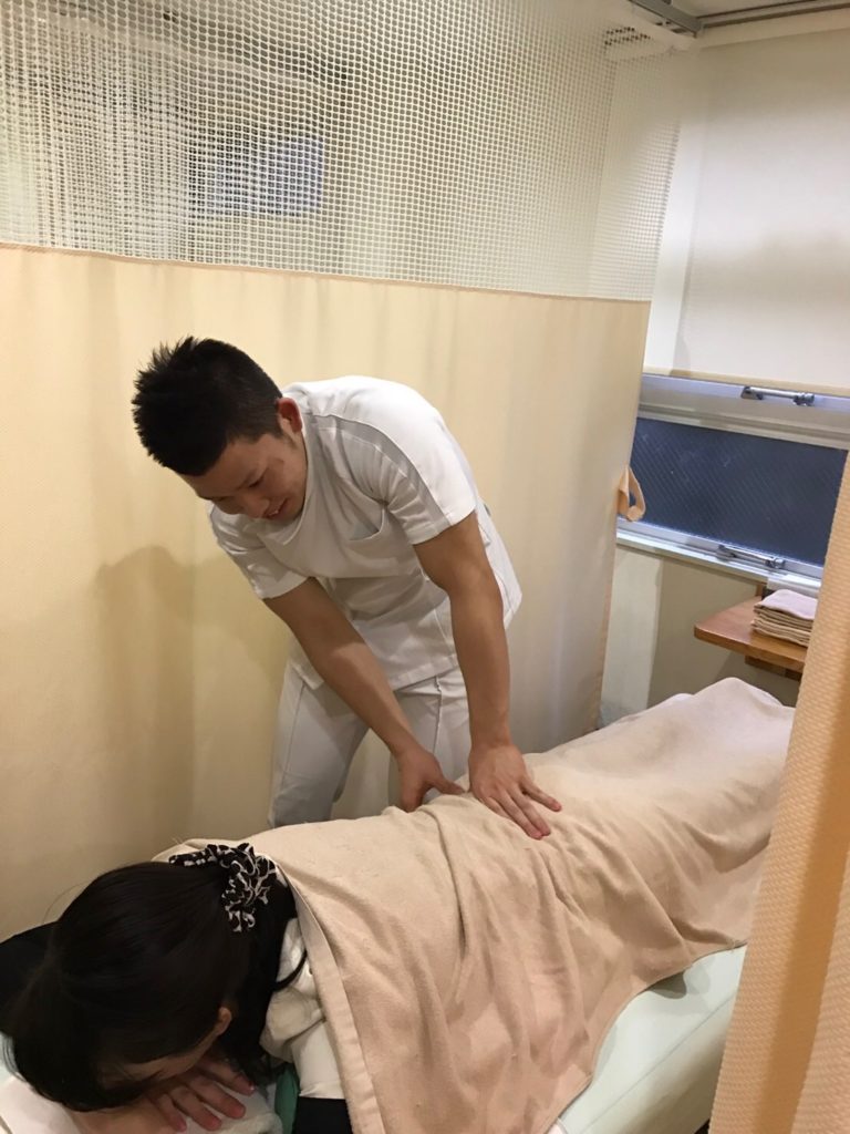 NB鍼灸接骨院　施術２